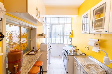 Apartamento à venda com 56m², 2 quartos e sem vagaCozinha e Área de Serviço