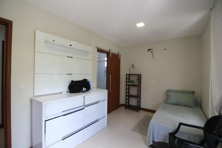 Casa de condomínio à venda com 316m², 4 quartos e 2 vagasQuarto 2