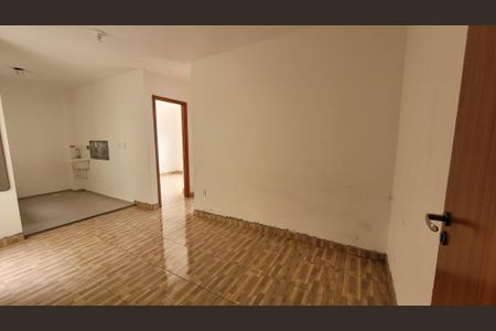 Apartamento para alugar com 2 quartos, 51m² em Maria Augusta, Itaquaquecetuba