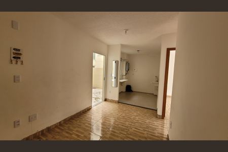 Apartamento para alugar com 2 quartos, 51m² em Maria Augusta, Itaquaquecetuba