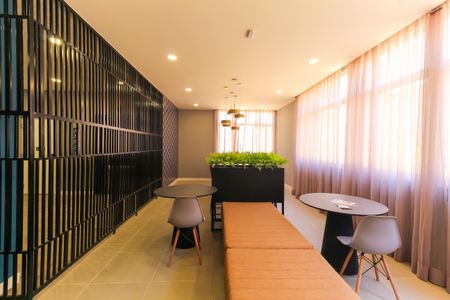 Studio à venda com 26m², 1 quarto e sem vaga Studio à venda com 26m², 1 quarto e sem vagaHall