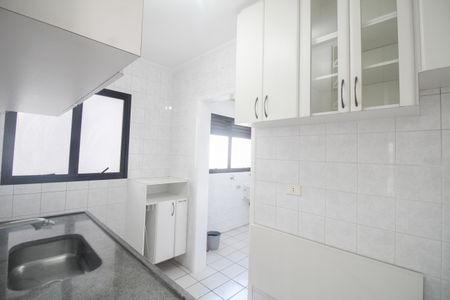 Apartamento para alugar com 63m², 1 quarto e 2 vagas Apartamento para alugar com 63m², 1 quarto e 2 vagasCozinha