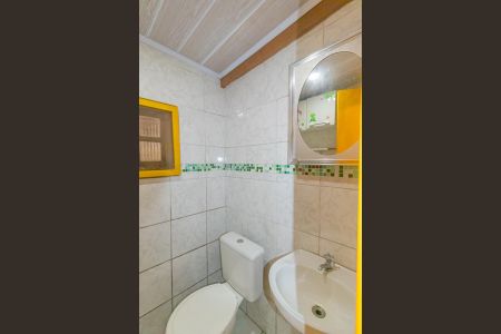 Casa para alugar com 120m², 2 quartos e 2 vagas Casa para alugar com 120m², 2 quartos e 2 vagasBanheiro de serviço