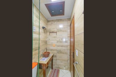 Casa para alugar com 120m², 2 quartos e 2 vagas Casa para alugar com 120m², 2 quartos e 2 vagasBanheiro