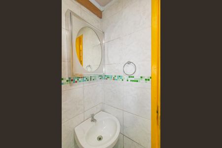 Casa para alugar com 120m², 2 quartos e 2 vagas Casa para alugar com 120m², 2 quartos e 2 vagasBanheiro de serviço