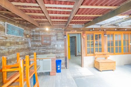 Casa para alugar com 120m², 2 quartos e 2 vagas Casa para alugar com 120m², 2 quartos e 2 vagasVaranda gourmet