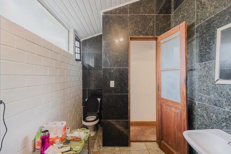 Casa para alugar com 500m², 4 quartos e 4 vagasBanheiro da Suíte