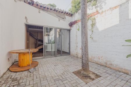 Varanda de casa para alugar com 4 quartos, 500m² em Vila Madalena, São Paulo