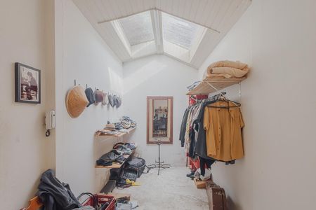 Casa para alugar com 500m², 4 quartos e 4 vagasCloset da suíte