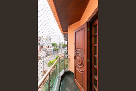 Casa para alugar com 325m², 6 quartos e 5 vagas Casa para alugar com 325m², 6 quartos e 5 vagasVaranda da Suíte 3