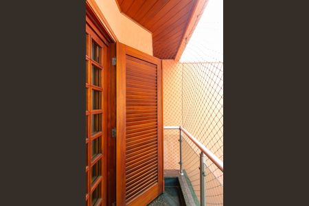 Casa para alugar com 325m², 6 quartos e 5 vagas Casa para alugar com 325m², 6 quartos e 5 vagasVaranda da Suíte 2