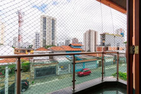 Casa para alugar com 325m², 6 quartos e 5 vagas Casa para alugar com 325m², 6 quartos e 5 vagasVaranda da Suíte 3