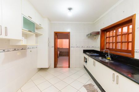 Casa para alugar com 325m², 6 quartos e 5 vagas Casa para alugar com 325m², 6 quartos e 5 vagasCozinha