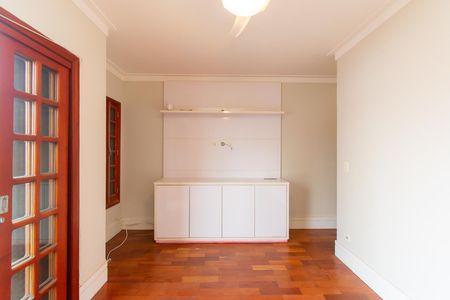 Casa para alugar com 325m², 6 quartos e 5 vagas Casa para alugar com 325m², 6 quartos e 5 vagasSuíte 3