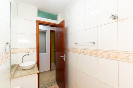 Casa para alugar com 325m², 6 quartos e 5 vagas Casa para alugar com 325m², 6 quartos e 5 vagasBanheiro de serviço