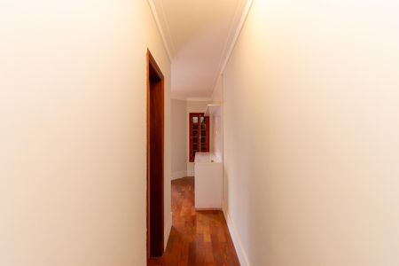 Casa para alugar com 325m², 6 quartos e 5 vagas Casa para alugar com 325m², 6 quartos e 5 vagasSuíte 3