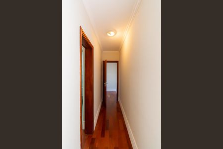 Casa para alugar com 325m², 6 quartos e 5 vagas Casa para alugar com 325m², 6 quartos e 5 vagasSuíte 4