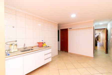 Casa para alugar com 325m², 6 quartos e 5 vagas Casa para alugar com 325m², 6 quartos e 5 vagasSalão de Festas