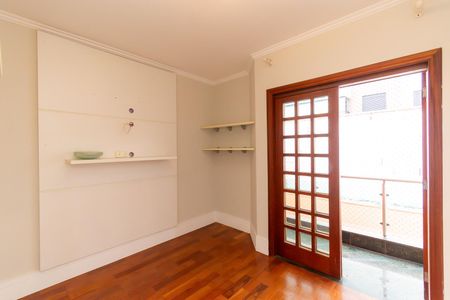 Casa para alugar com 325m², 6 quartos e 5 vagas Casa para alugar com 325m², 6 quartos e 5 vagasSuíte 2