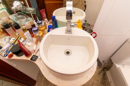 Casa para alugar com 325m², 6 quartos e 5 vagas Casa para alugar com 325m², 6 quartos e 5 vagasLavabo