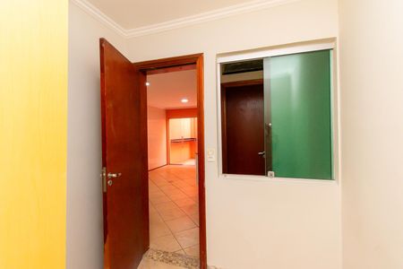 Casa para alugar com 325m², 6 quartos e 5 vagas Casa para alugar com 325m², 6 quartos e 5 vagasQuarto de serviço 2