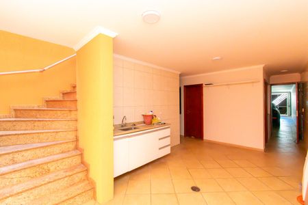 Casa para alugar com 325m², 6 quartos e 5 vagas Casa para alugar com 325m², 6 quartos e 5 vagasSalão de Festas