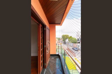 Casa para alugar com 325m², 6 quartos e 5 vagas Casa para alugar com 325m², 6 quartos e 5 vagasVaranda da Suíte 3