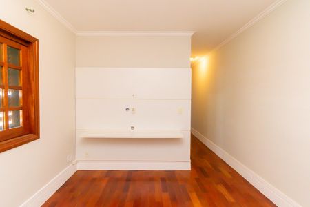 Casa para alugar com 325m², 6 quartos e 5 vagas Casa para alugar com 325m², 6 quartos e 5 vagasSuíte 4