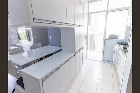 Apartamento para alugar com 58m², 2 quartos e 2 vagasCozinha