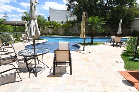 Apartamento para alugar com 76m², 3 quartos e 2 vagasÁrea comum - Piscina