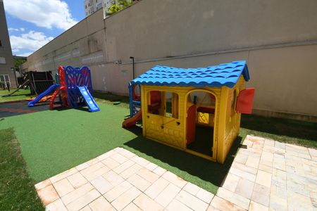 Apartamento para alugar com 76m², 3 quartos e 2 vagasÁrea comum - Playground