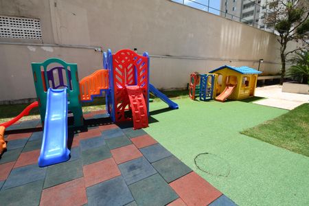 Apartamento para alugar com 76m², 3 quartos e 2 vagasÁrea comum - Playground