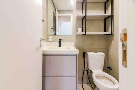 Banheiro de apartamento à venda com 2 quartos, 58m² em Butantã, São Paulo