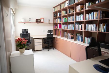 Apartamento à venda com 4 quartos, 238m² em Vila Suzana, São Paulo