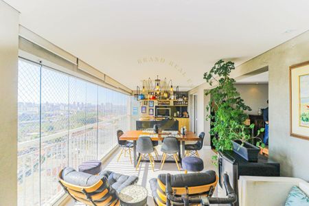 Apartamento à venda com 3 quartos, 130m² em Santo Amaro, São Paulo