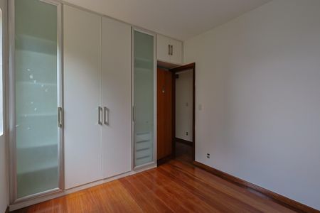 Apartamento para alugar com 90m², 3 quartos e 1 vagaQuarto 2