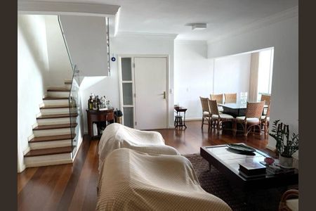 Apartamento à venda com 3 quartos, 242m² em Vila Suzana, São Paulo