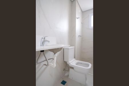 Apartamento à venda com 120m², 3 quartos e 4 vagasBanheiro da suíte 2