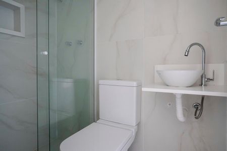 Apartamento à venda com 120m², 3 quartos e 4 vagasBanheiro da varanda