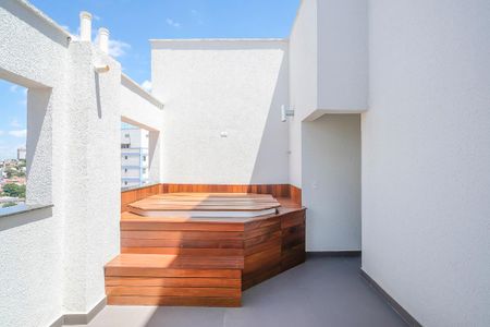 Apartamento à venda com 120m², 3 quartos e 4 vagasVaranda