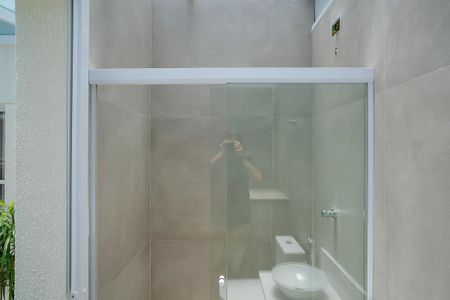 Apartamento à venda com 168m², 2 quartos e 2 vagasBanheiro da varanda