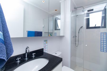 Apartamento à venda com 105m², 3 quartos e 2 vagasBanheiro