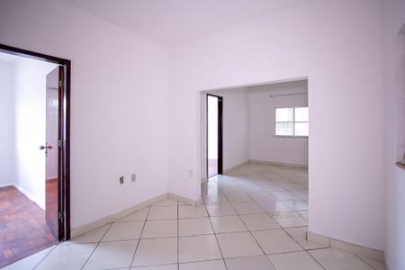 Casa para alugar com 90m², 3 quartos e sem vagaSala