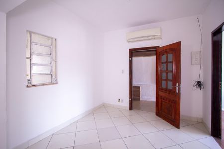 Casa para alugar com 90m², 3 quartos e sem vagaSala