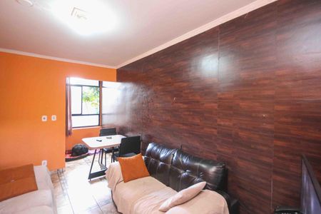 Sala de apartamento à venda com 2 quartos, 70m² em Fazenda da Juta, São Paulo