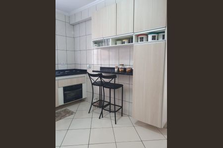 Casa para alugar com 126m², 3 quartos e 2 vagas Casa para alugar com 126m², 3 quartos e 2 vagasCozinha