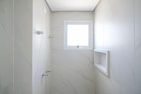 Apartamento à venda com 120m², 3 quartos e 3 vagasBanheiro da suíte 3