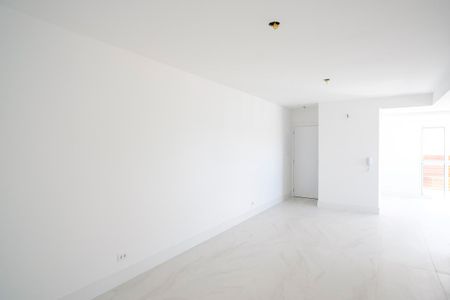 Apartamento à venda com 120m², 3 quartos e 3 vagasSala