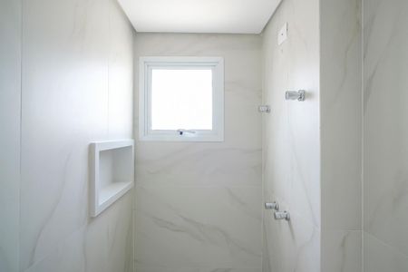 Apartamento à venda com 121m², 3 quartos e 3 vagasBanheiro da suíte 3