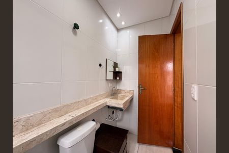 Apartamento para alugar com 95m², 2 quartos e 2 vagas Apartamento para alugar com 95m², 2 quartos e 2 vagasBanheiro da Suíte